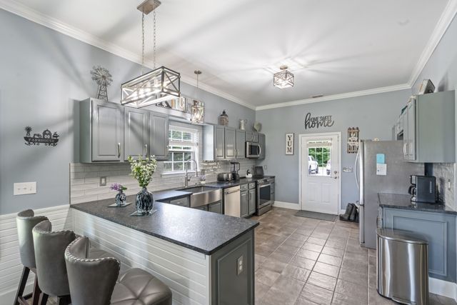1150 Old Blacktop Rd, Mc Ewen, TN 37101