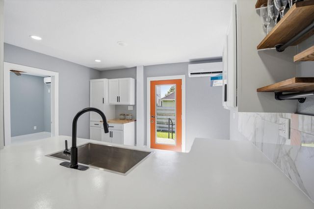 4418 Rosemont Street, Houston, TX 77051