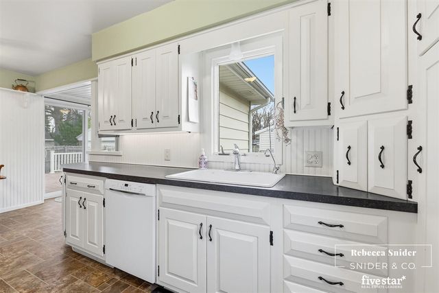 4108 Herman Avenue, Wyoming, MI 49509