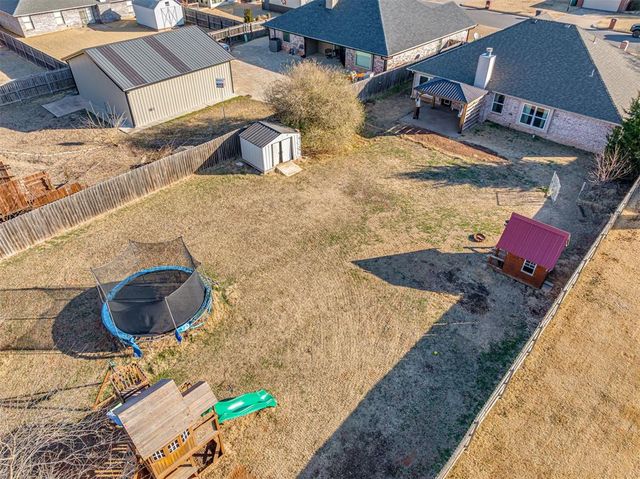 921 Westbury Terrace, Yukon, OK 73099