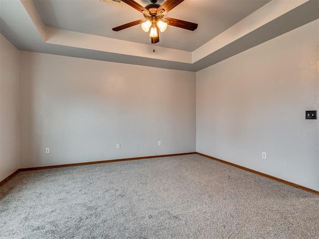 921 Westbury Terrace, Yukon, OK 73099