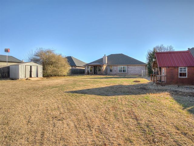 921 Westbury Terrace, Yukon, OK 73099