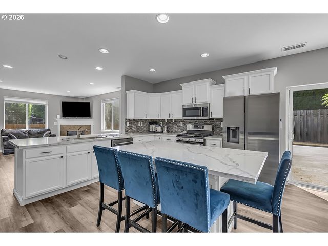 1164 35th Ave, Forest Grove, OR 97116