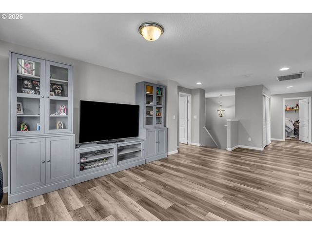 1164 35th Ave, Forest Grove, OR 97116