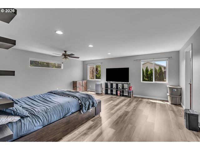 1164 35th Ave, Forest Grove, OR 97116
