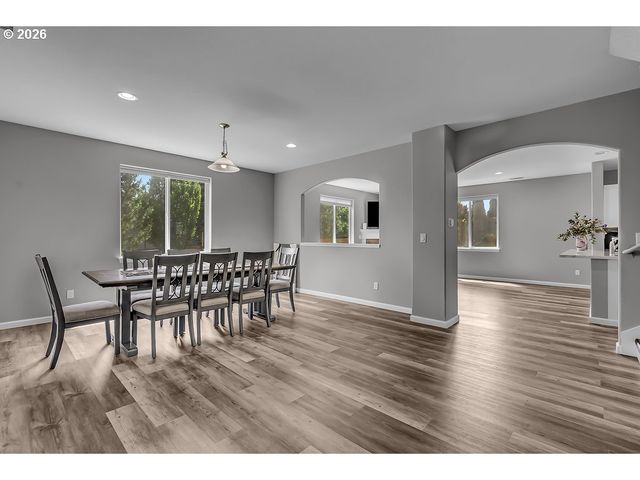 1164 35th Ave, Forest Grove, OR 97116