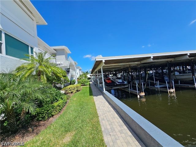 1100 8th AVE S 211B, Naples, FL 34102