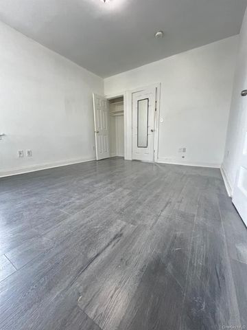 72 Chauncey Avenue, New Rochelle, NY 10801