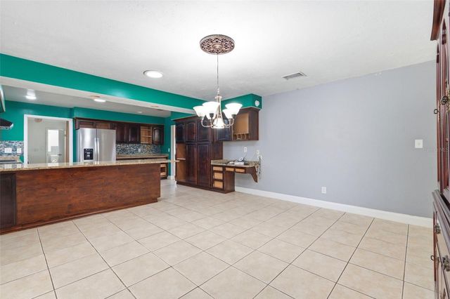 1606 LARK LANE, Brandon, FL 33510