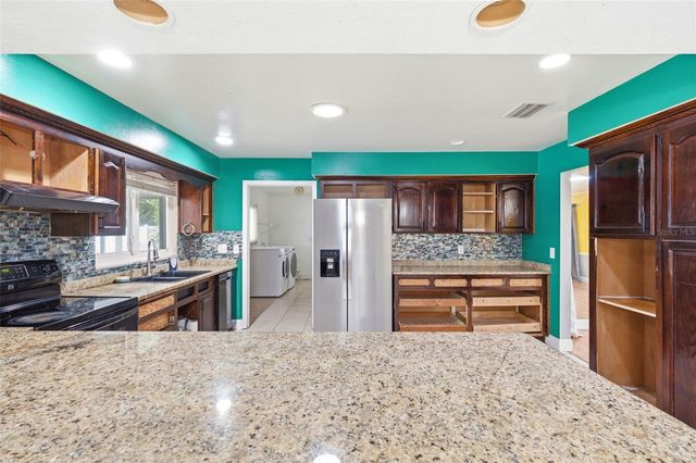 1606 LARK LANE, Brandon, FL 33510