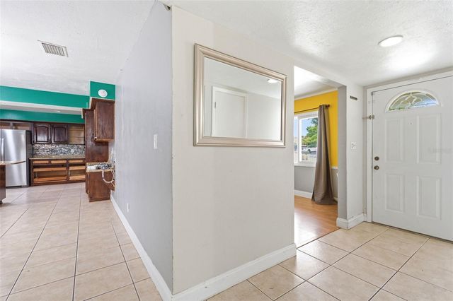 1606 LARK LANE, Brandon, FL 33510
