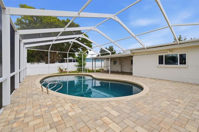 1606 LARK LANE, Brandon, FL 33510