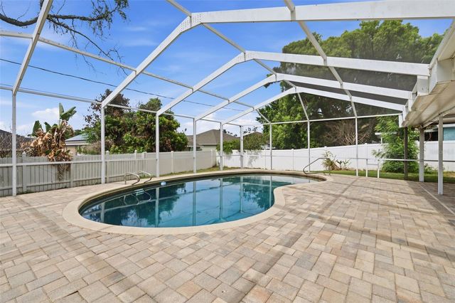 1606 LARK LANE, Brandon, FL 33510