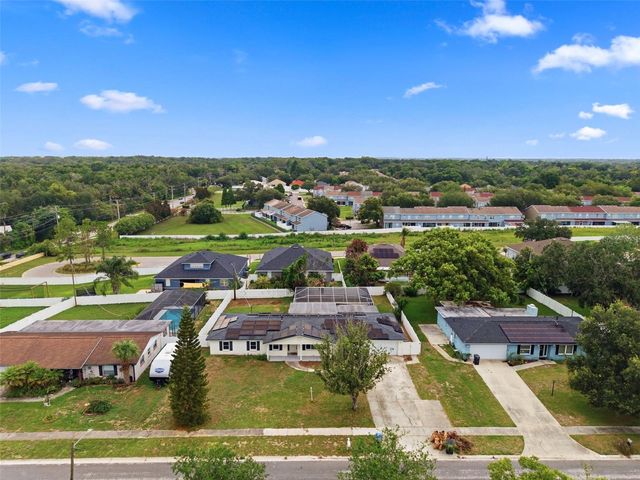 1606 LARK LANE, Brandon, FL 33510