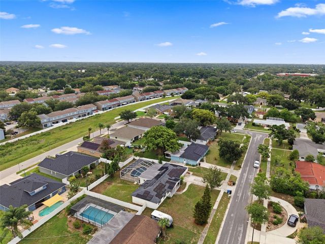 1606 LARK LANE, Brandon, FL 33510