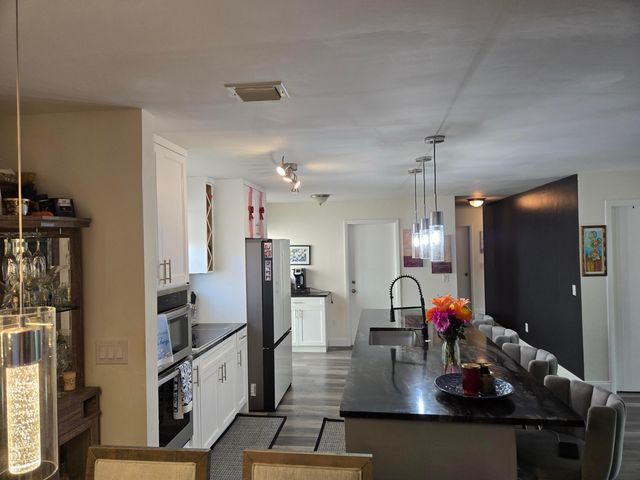 2835 Sand Pines, Lake Worth, FL 33462