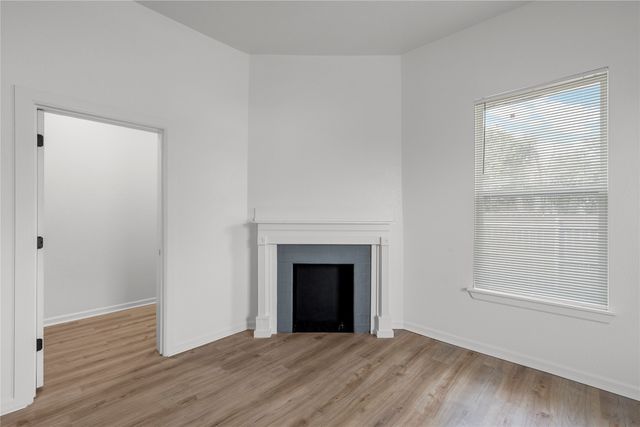 1126 N 13th Street, Waco, TX 76707