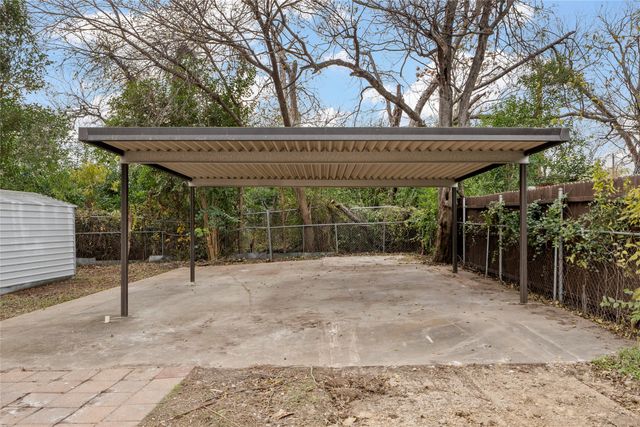 1126 N 13th Street, Waco, TX 76707