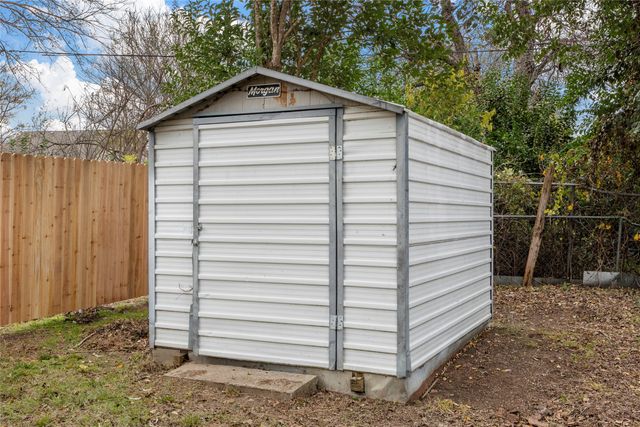 1126 N 13th Street, Waco, TX 76707