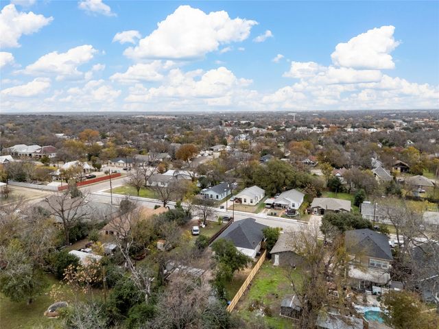 1126 N 13th Street, Waco, TX 76707