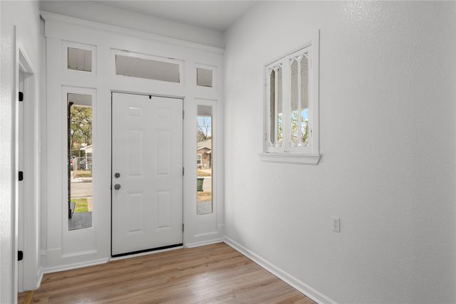 1126 N 13th Street, Waco, TX 76707