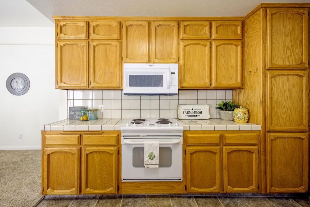 Image 17 of property listing at 27557 Paradise Valley Lane, Clovis, CA 93619