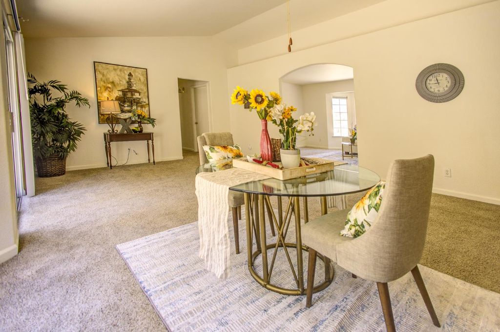 Image 22 of property listing at 27557 Paradise Valley Lane, Clovis, CA 93619