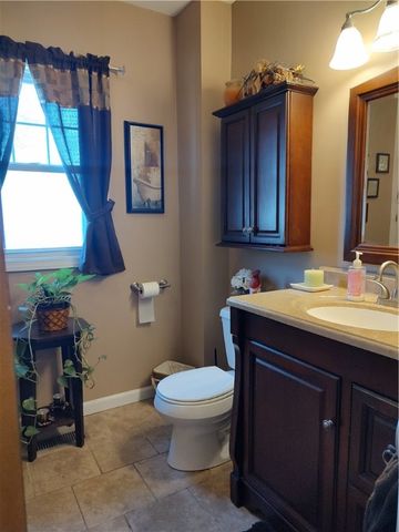 8 Maple Street, Seneca Falls, NY 13148