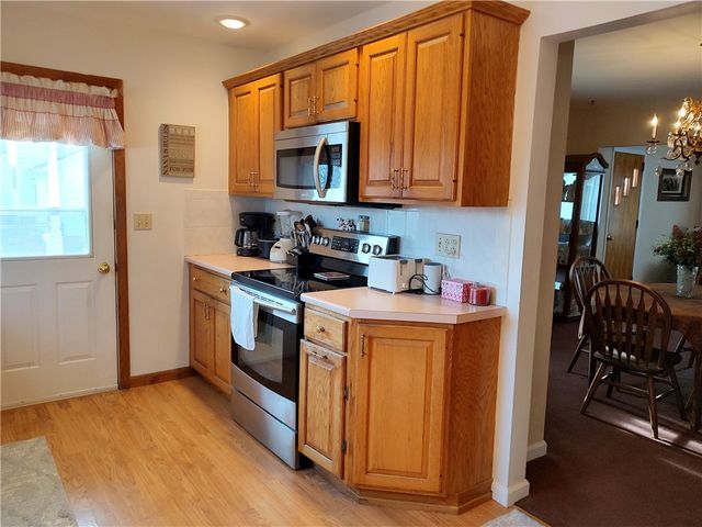 8 Maple Street, Seneca Falls, NY 13148