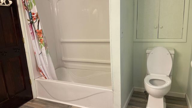 904 Jessamine Avenue E, Saint Paul, MN 55106