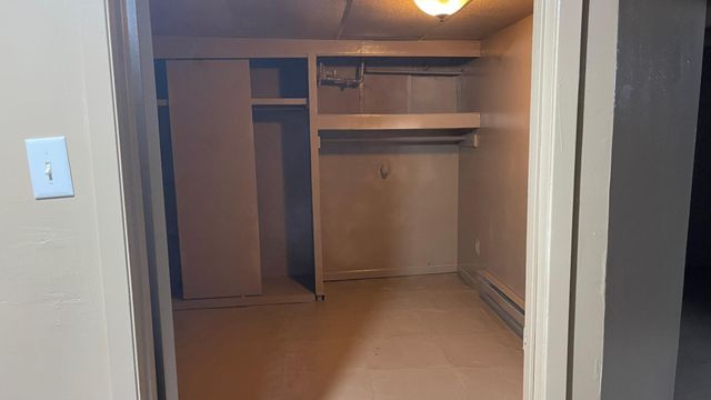 904 Jessamine Avenue E, Saint Paul, MN 55106