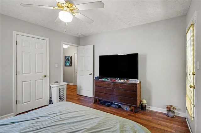 8087 Flamingo, Jonesboro, GA 30238
