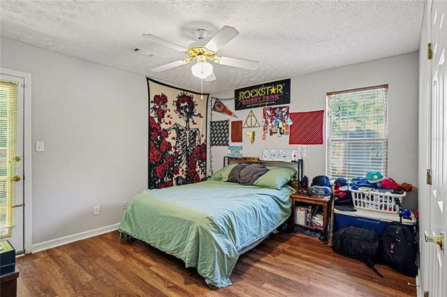 8087 Flamingo, Jonesboro, GA 30238