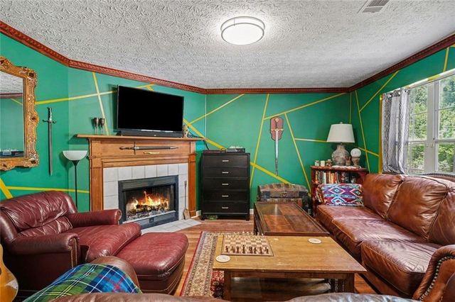 8087 Flamingo, Jonesboro, GA 30238