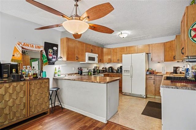 8087 Flamingo, Jonesboro, GA 30238