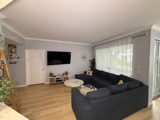 3215 NE 184th St 14109, Aventura, FL 33160
