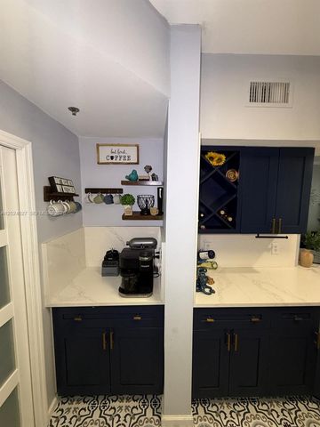 3215 NE 184th St 14109, Aventura, FL 33160
