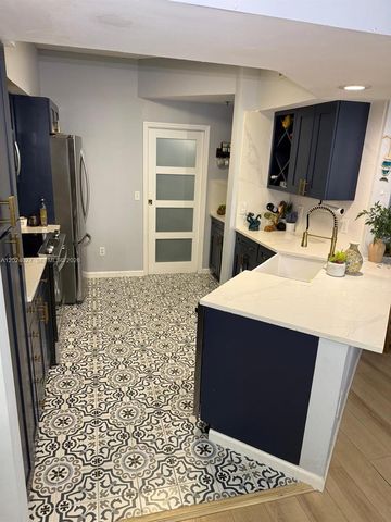 3215 NE 184th St 14109, Aventura, FL 33160