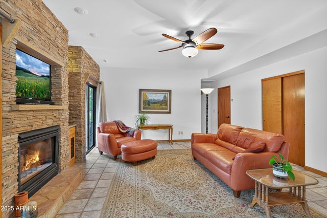 11990 Glodia Drive, Flagstaff, AZ 86004