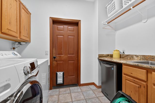 11990 Glodia Drive, Flagstaff, AZ 86004