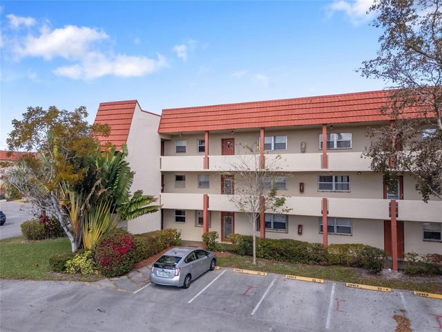 8081 N Sunrise Lakes Drive 203, Sunrise, FL 33322