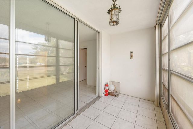 8081 N Sunrise Lakes Drive 203, Sunrise, FL 33322