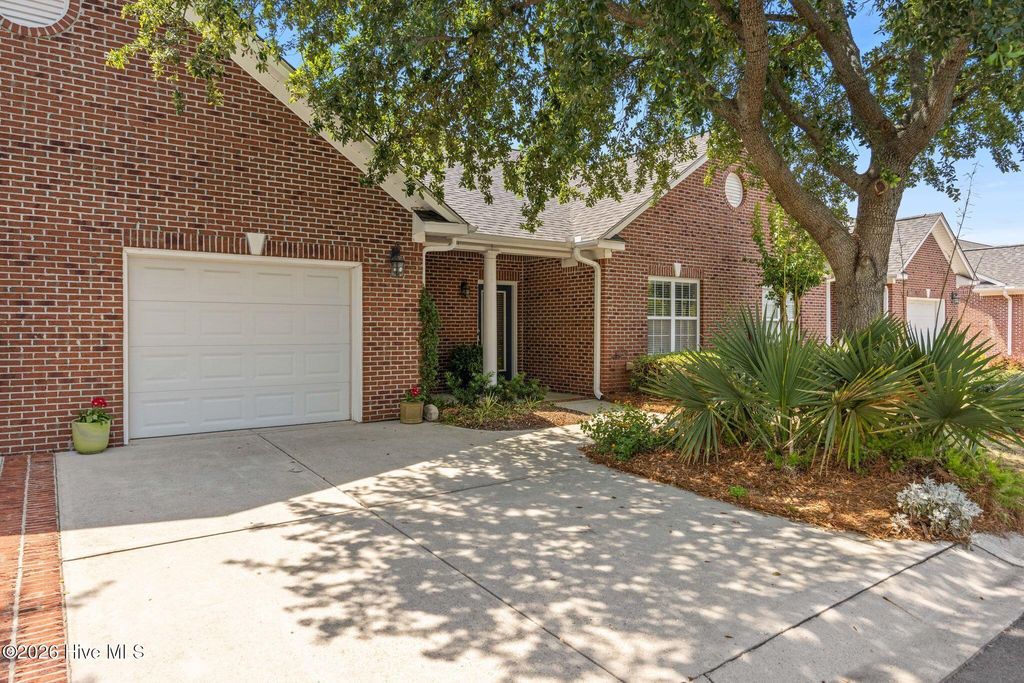 435 Lightning Whelk Way, Wilmington, NC 28412