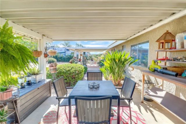 16750 Canyon View Drive, Riverside, CA 92504