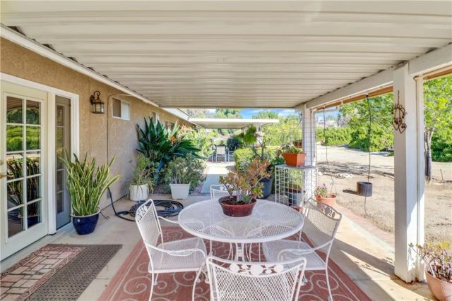 16750 Canyon View Drive, Riverside, CA 92504