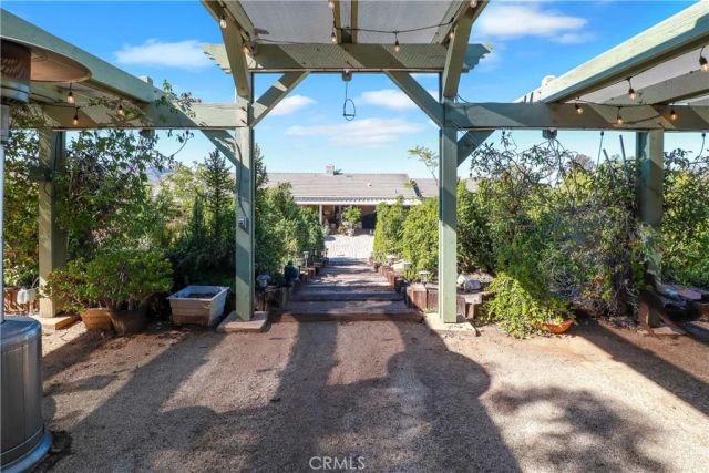 16750 Canyon View Drive, Riverside, CA 92504