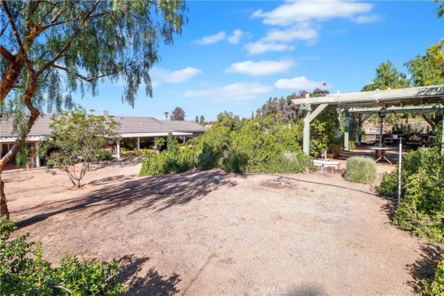 16750 Canyon View Drive, Riverside, CA 92504