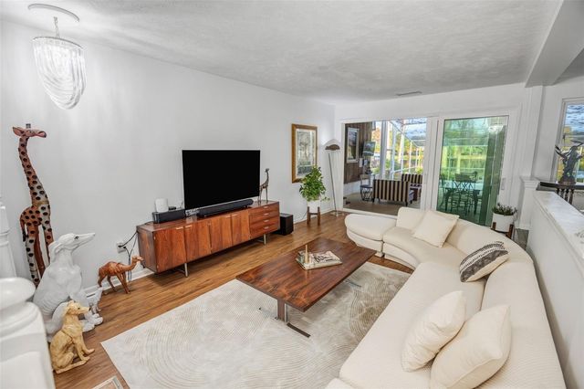 18405 TOMLINSON DRIVE, Lutz, FL 33549