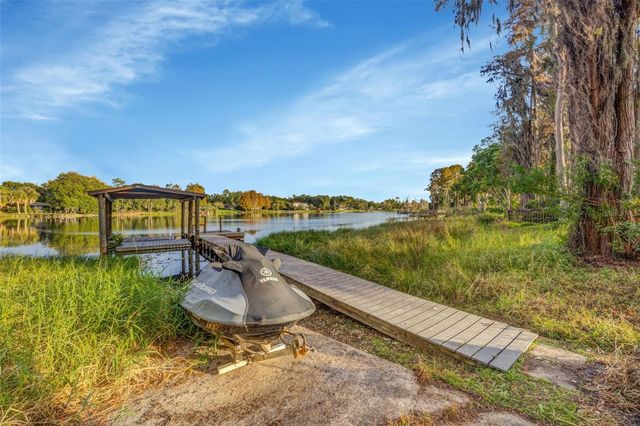 18405 TOMLINSON DRIVE, Lutz, FL 33549