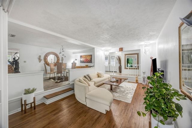 18405 TOMLINSON DRIVE, Lutz, FL 33549